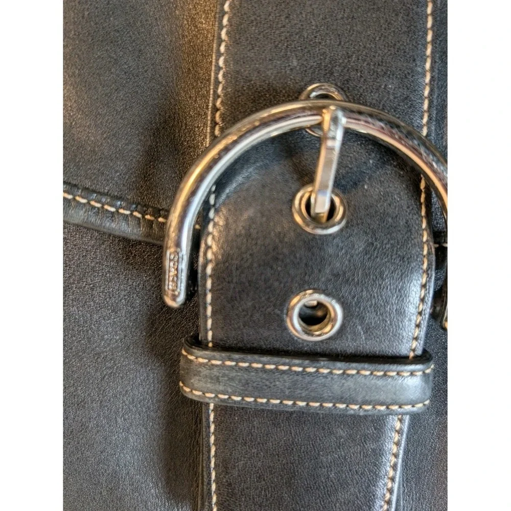 VTG COACH Soho Black Leather Shoulder Bag Crossbody Purse Buckle Adjust Strap